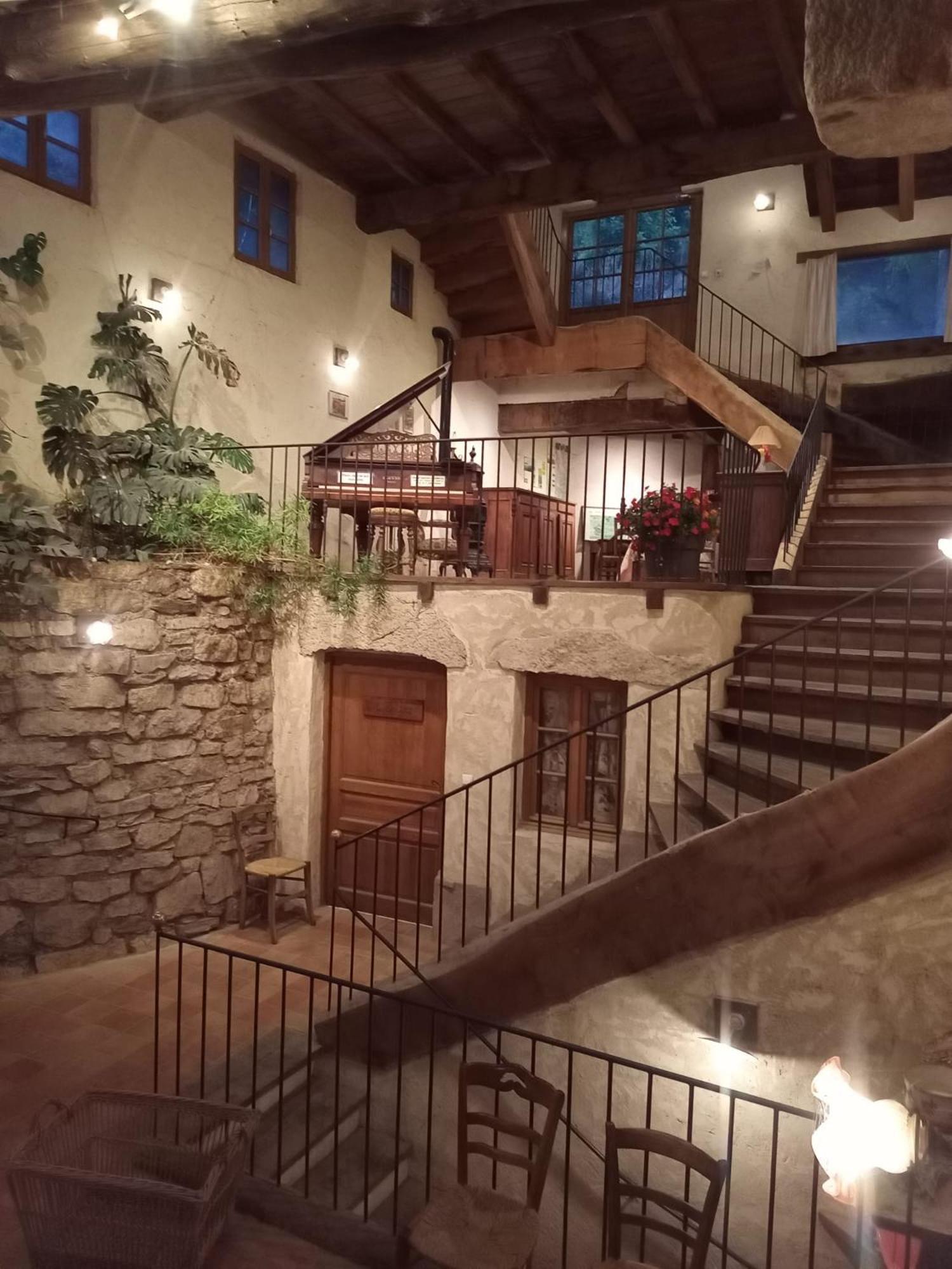 La Ferme Des Cevennes Hotell Florac Eksteriør bilde